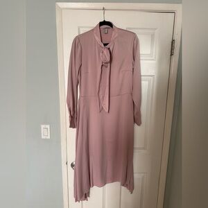 SALE 🛍️ H&M Dusty Pink Long-Sleeve Dress